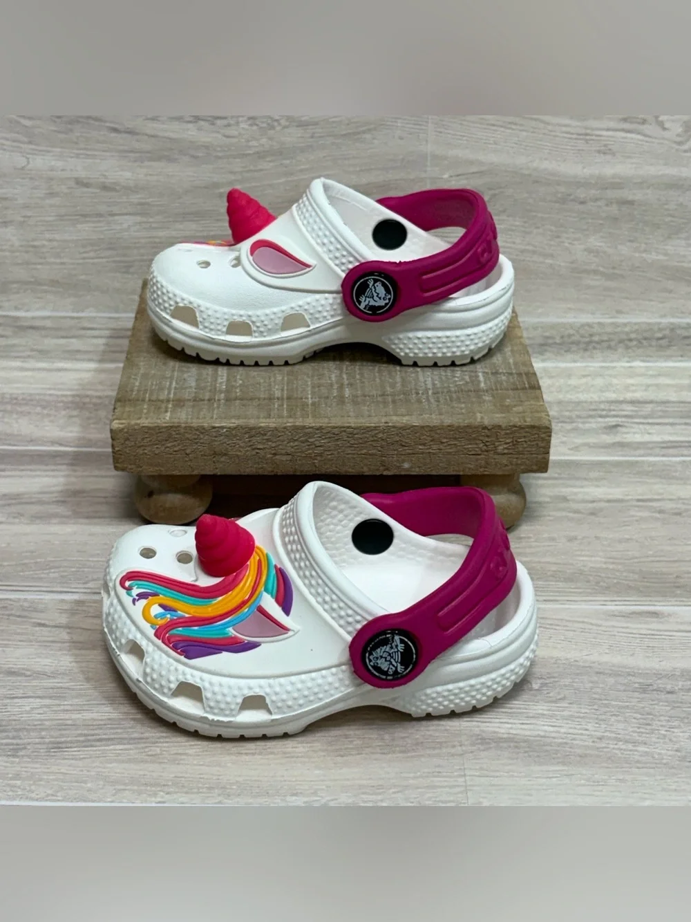 Crocs Fun Lab Classic I am Unicorn Clog Girls Size C4